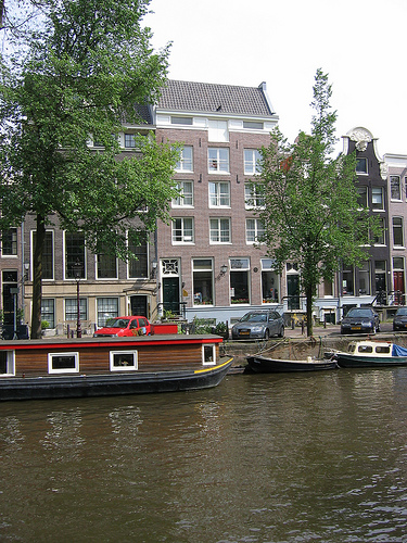 hoteles-amsterdam.jpg